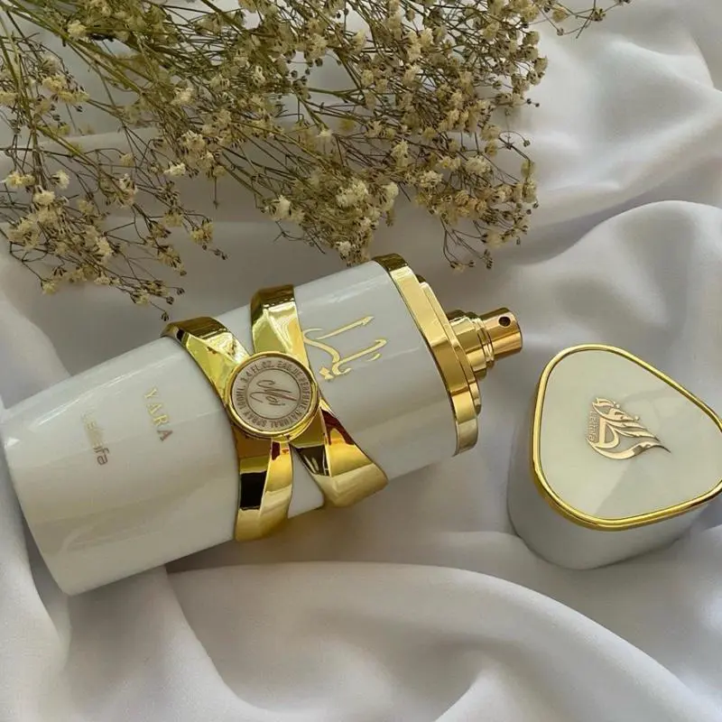 Perfume árabe para mujer Lattafa Yara Moi